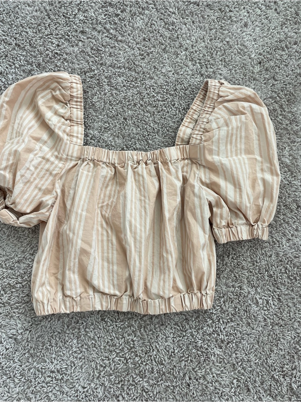 American Eagle Outfitters Beige & Cream Striped Puff-Sleeve Crop Top